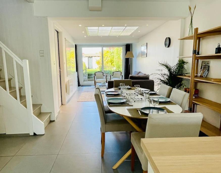 Charmante Petite Maison Flamande